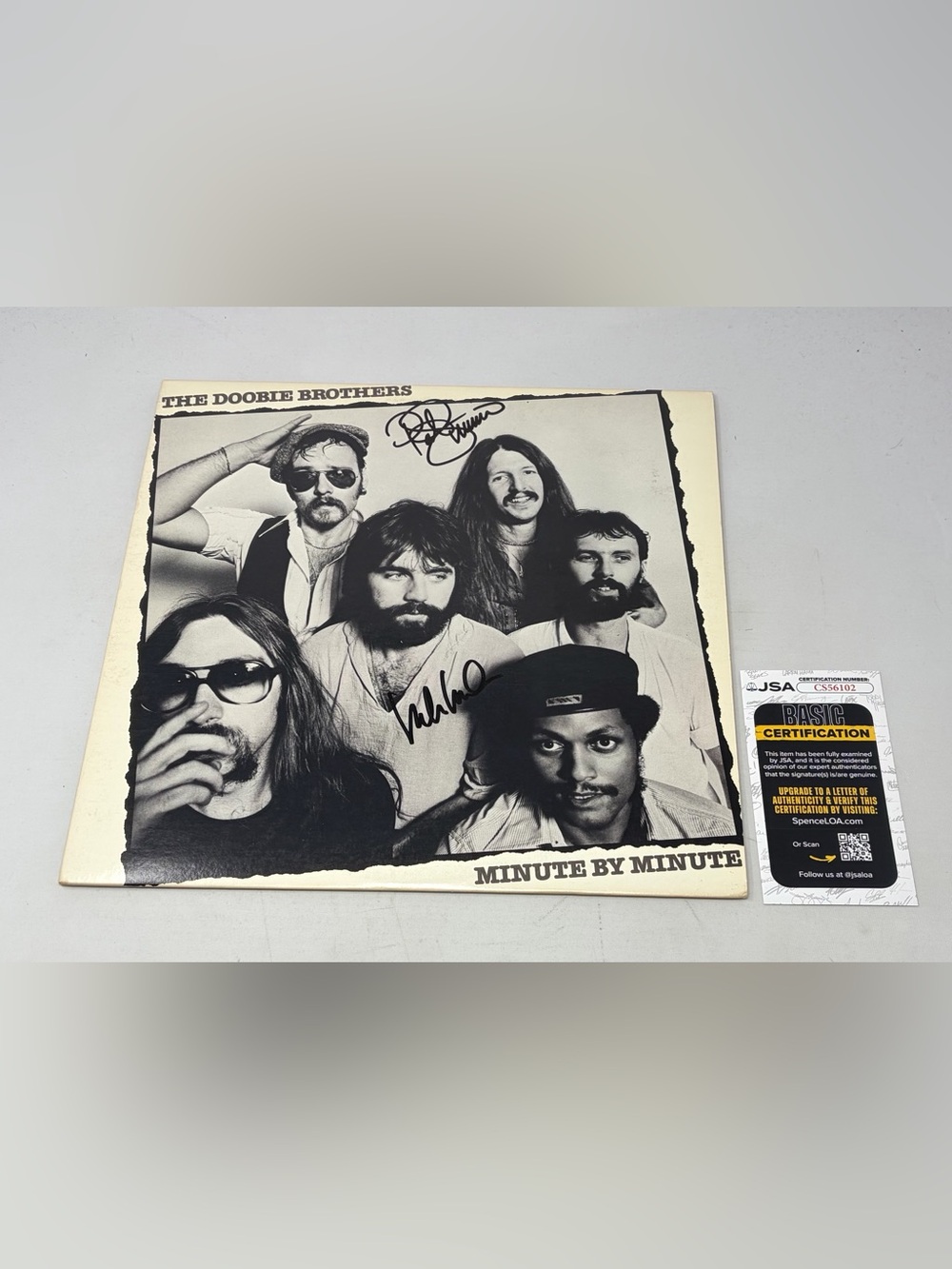 The Doobie Brothers signed Minute By Minute Album JSA COA